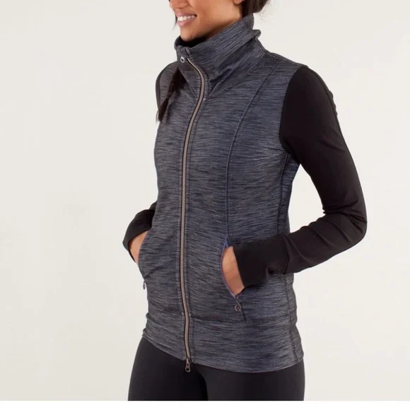 lululemon athletica Heathered Charcoal and Black Full-Zip Bomber Jacket - Picture 3 of 7